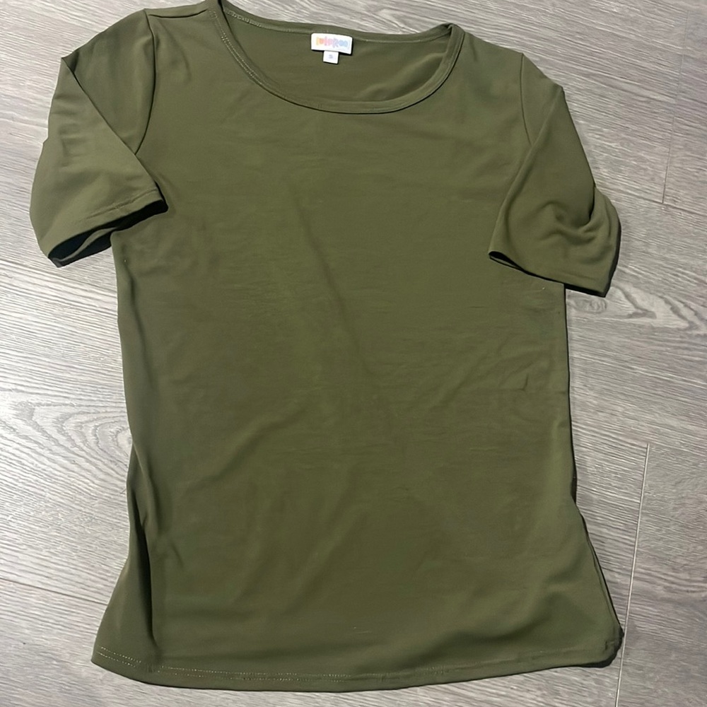 LulaRoe Short Sleeve Gigi